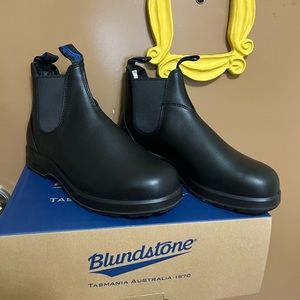 New Women’s Blundstone Boots